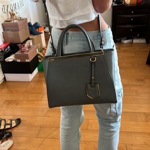 Fendi bag 2Jours